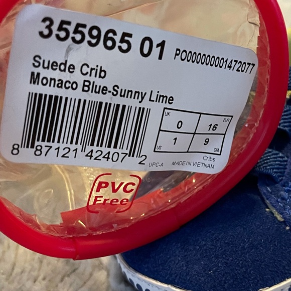 Suede Baby Puma’s - Picture 4 of 6